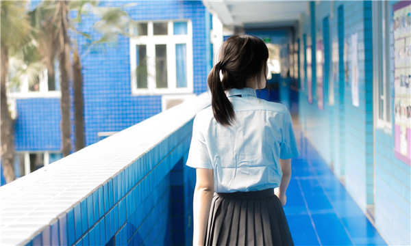 新会如何找到一个可以帮助我生孩子的女人？